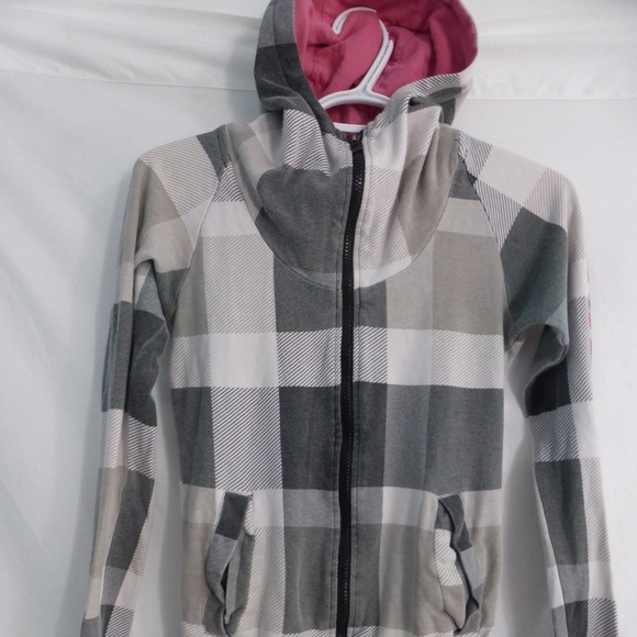 BENCH long sleeve exercise jacket with hoodie